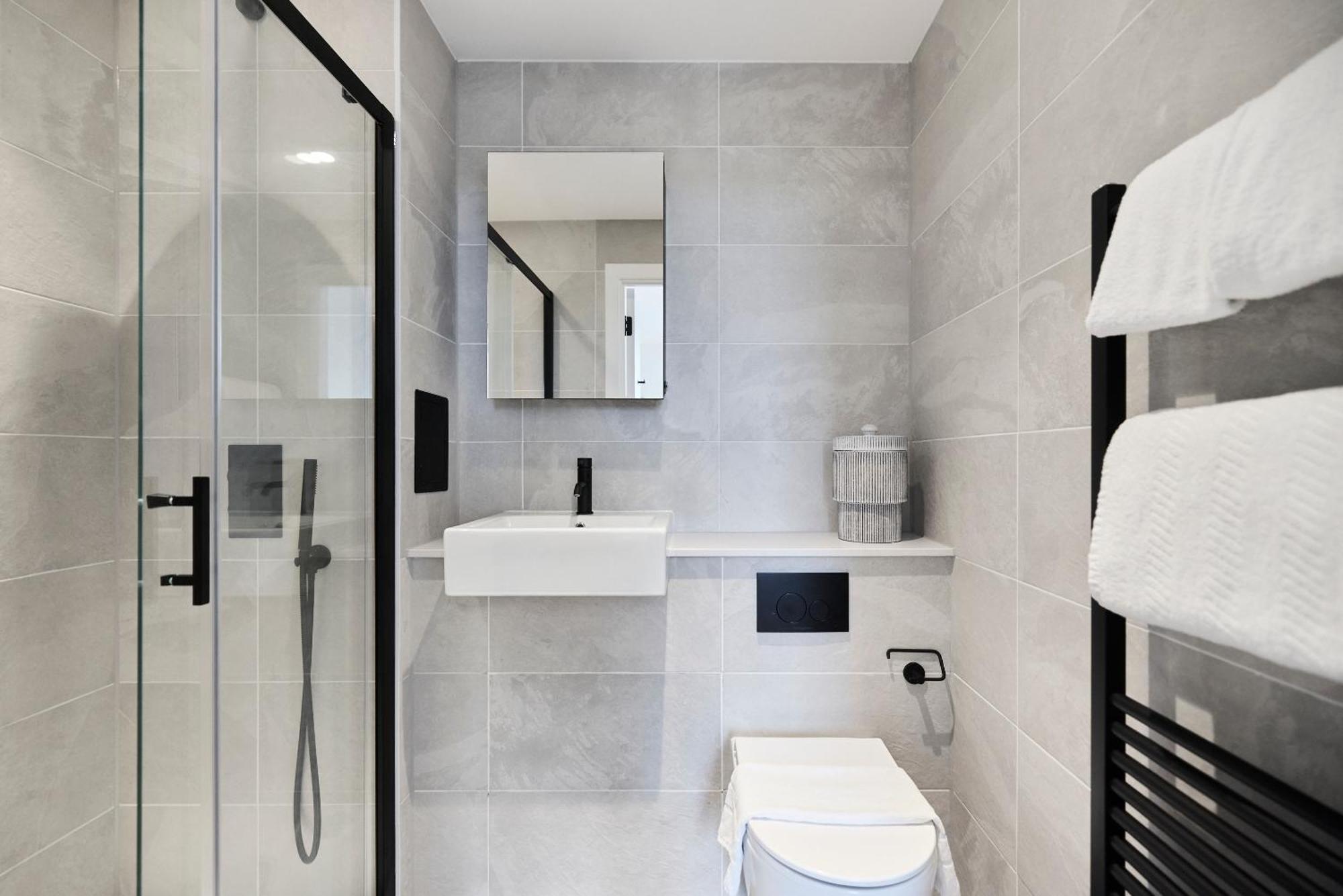 The Tottenham Wonder - Pleasing 2bdr Flat With Balcony * Londres