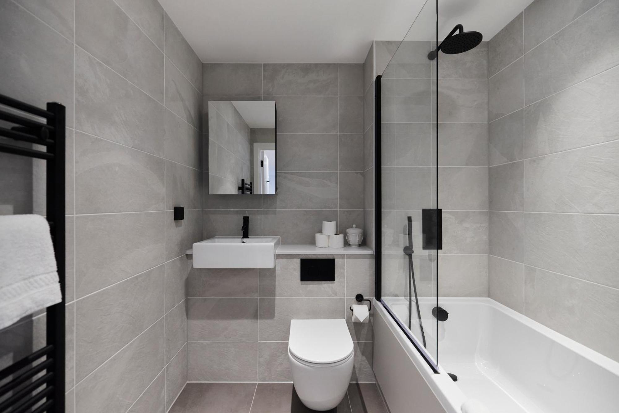 Appartement The Tottenham Retreat - Homely 2bdr Flat With Balcony Londen