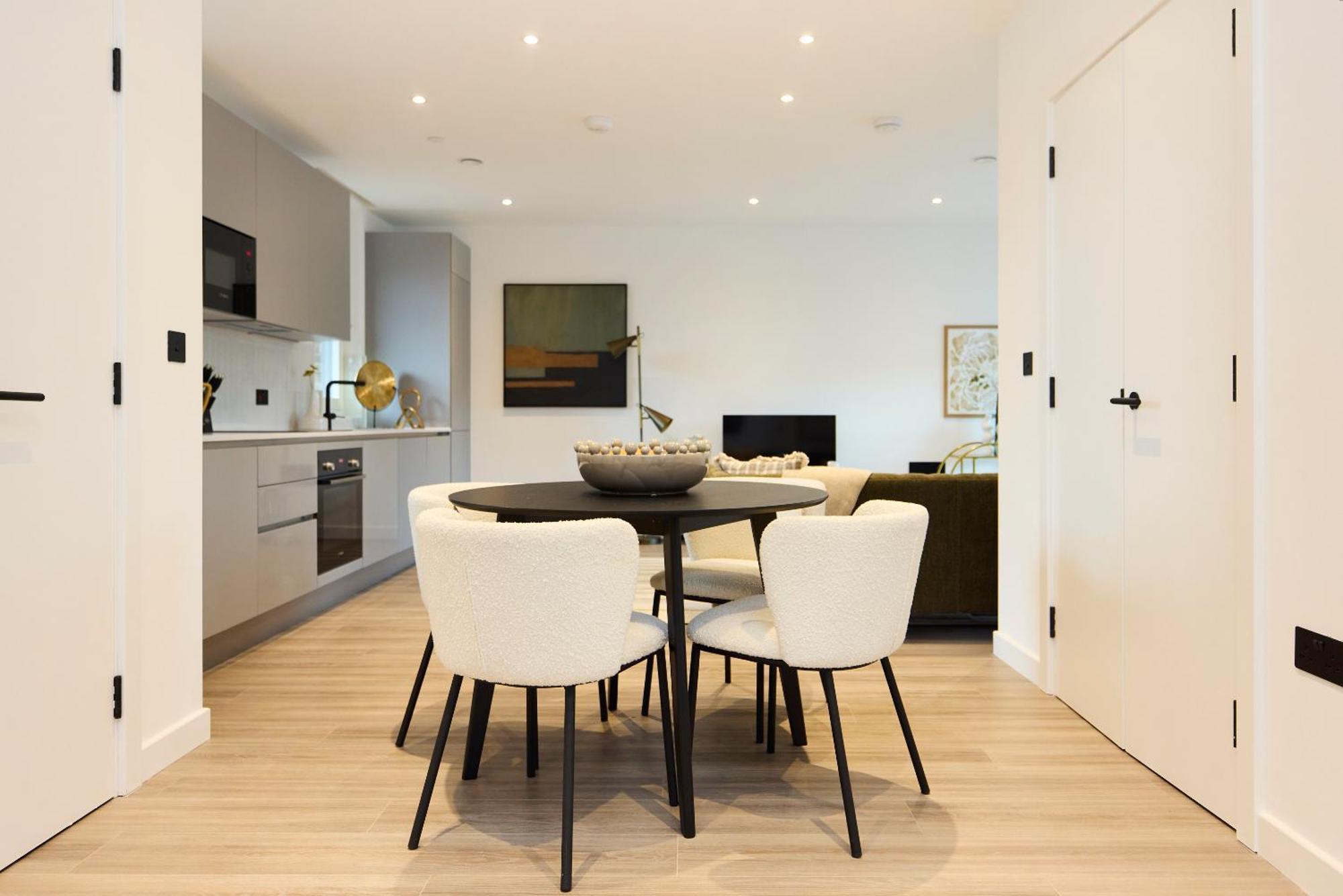 The Tottenham Retreat - Homely 2bdr Flat With Balcony Appartement *
