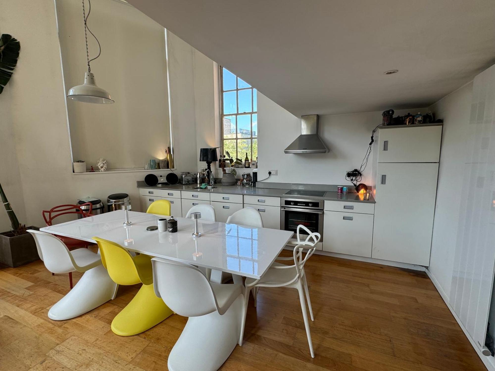 Radiant 1bd Maisonette Retreat Whitechapel