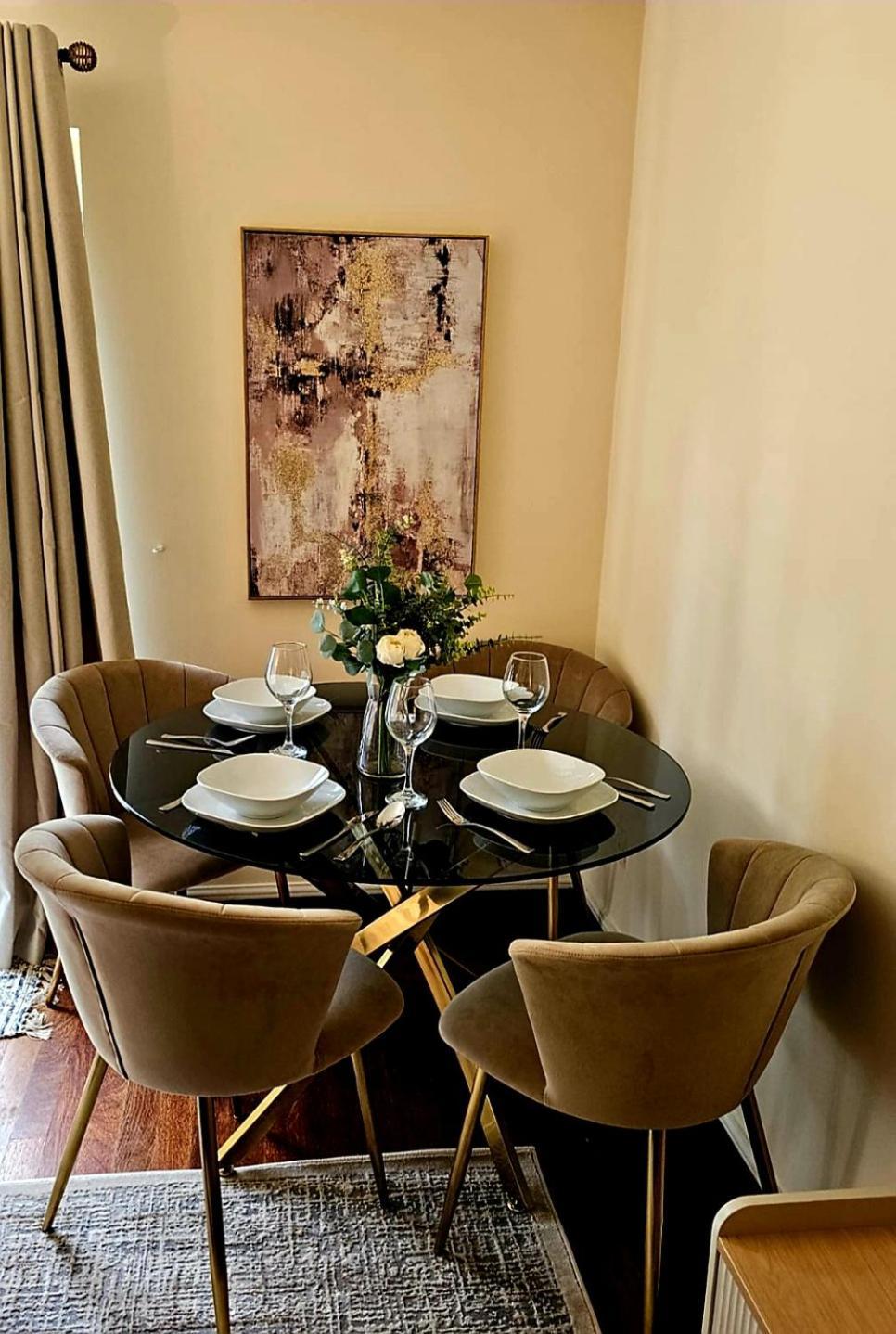2 Bedroom Spacious In Apartamento Londres