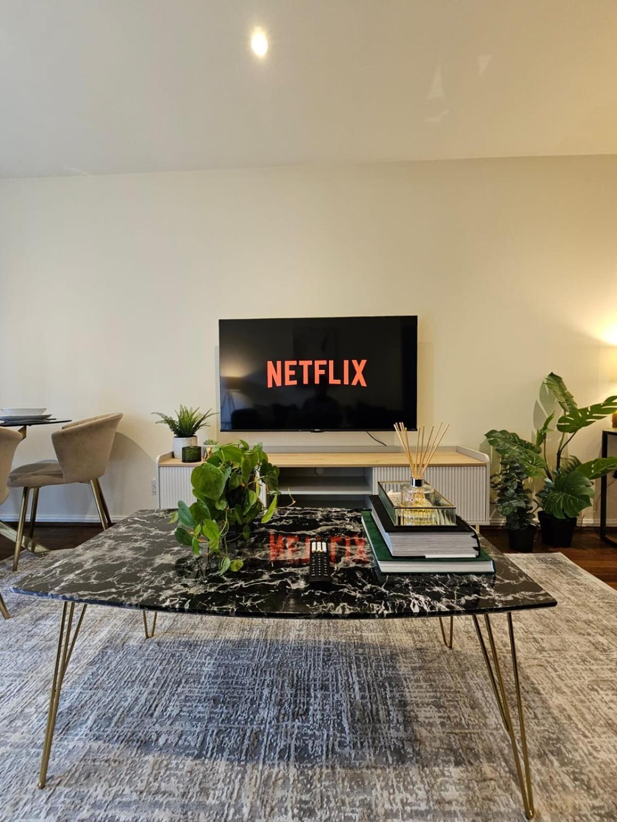 2 Bedroom Spacious In Apartamento