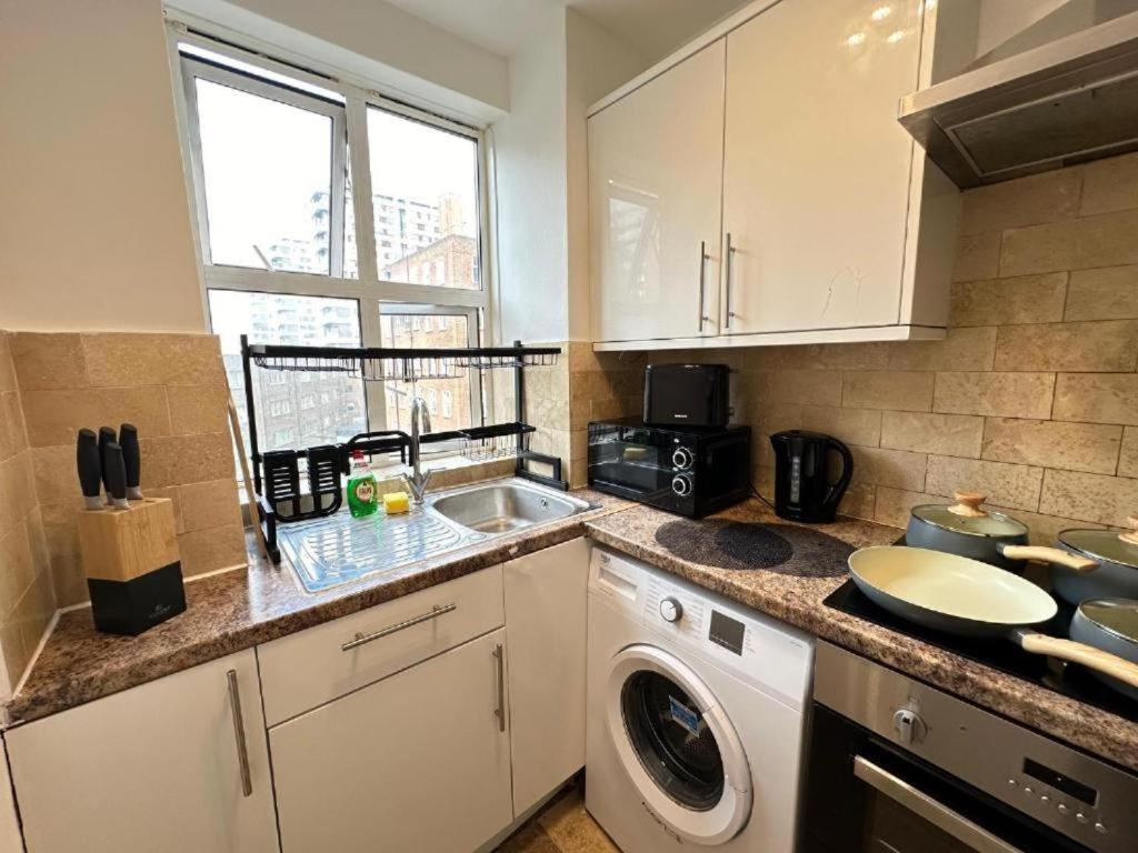 Kendal Street One Bedroom *