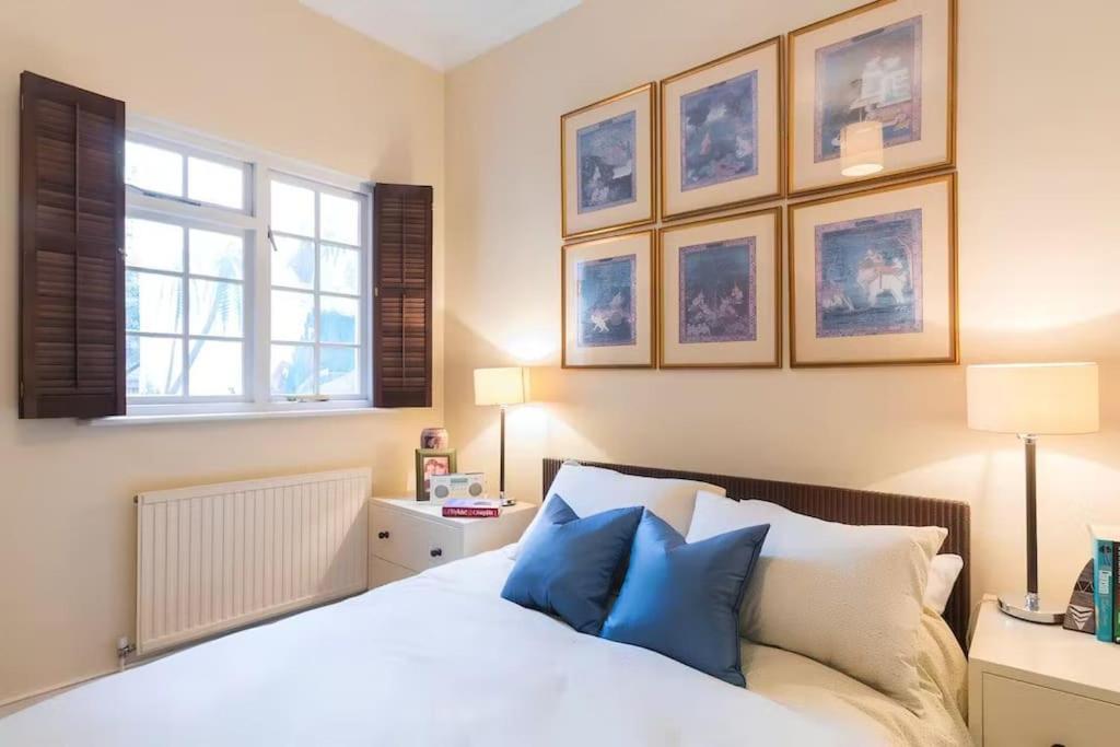 Close To River And Park With Stunning Roof Terrace