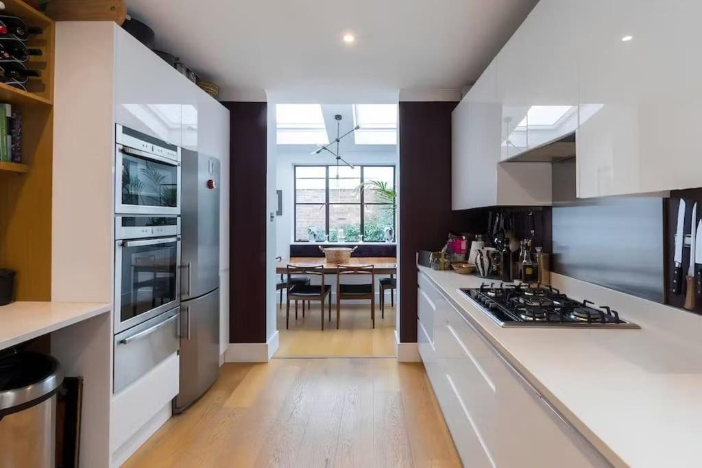Holiday home Close To River And Park With Stunning Roof Terrace *