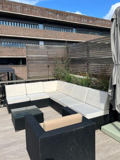Close To River And Park With Stunning Roof Terrace *