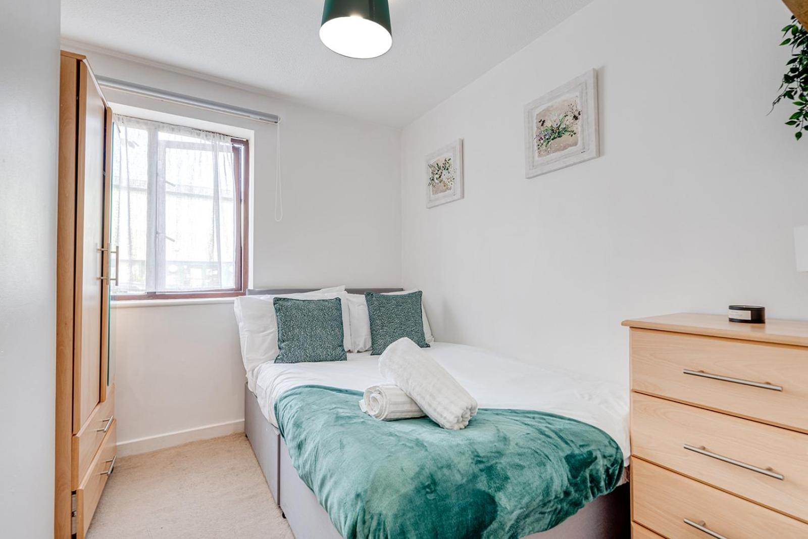 Canadawater-2bedroom-1bathroom-wifi-free Parking London
