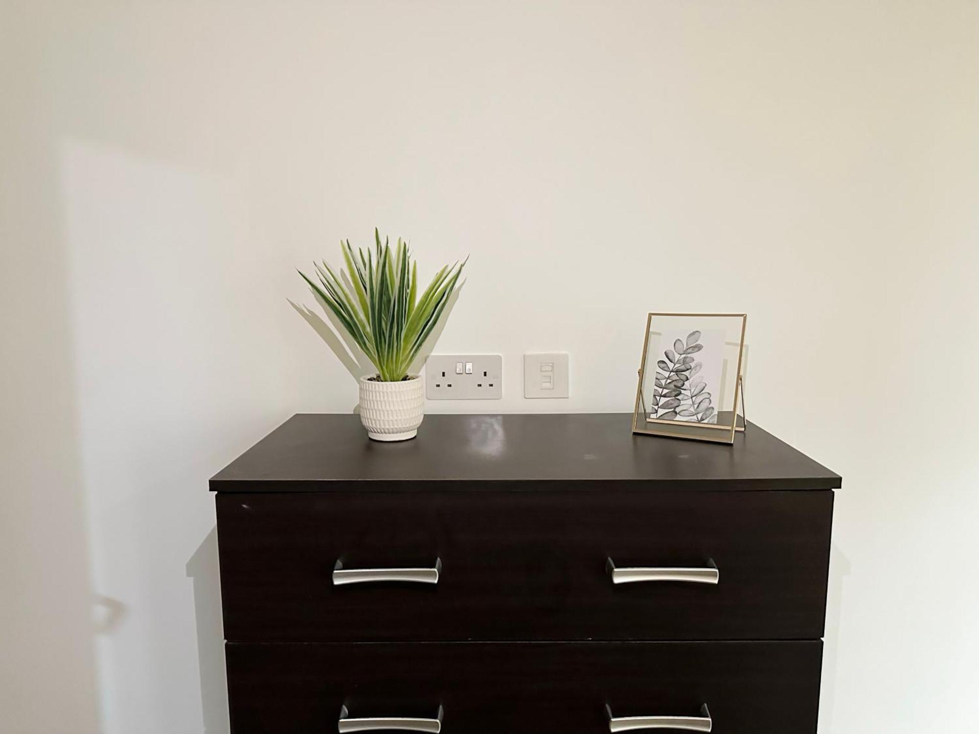 Juniper Alexandra Palace Serviced Apartments, By Edens Apartment