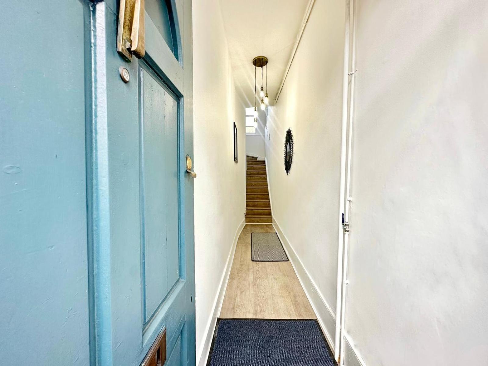 Apartment Shepherd Bush Beautiful Two Bedroom