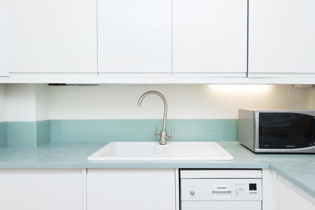 Perfect Kensington Mews House - Quiet Location Feriehus *