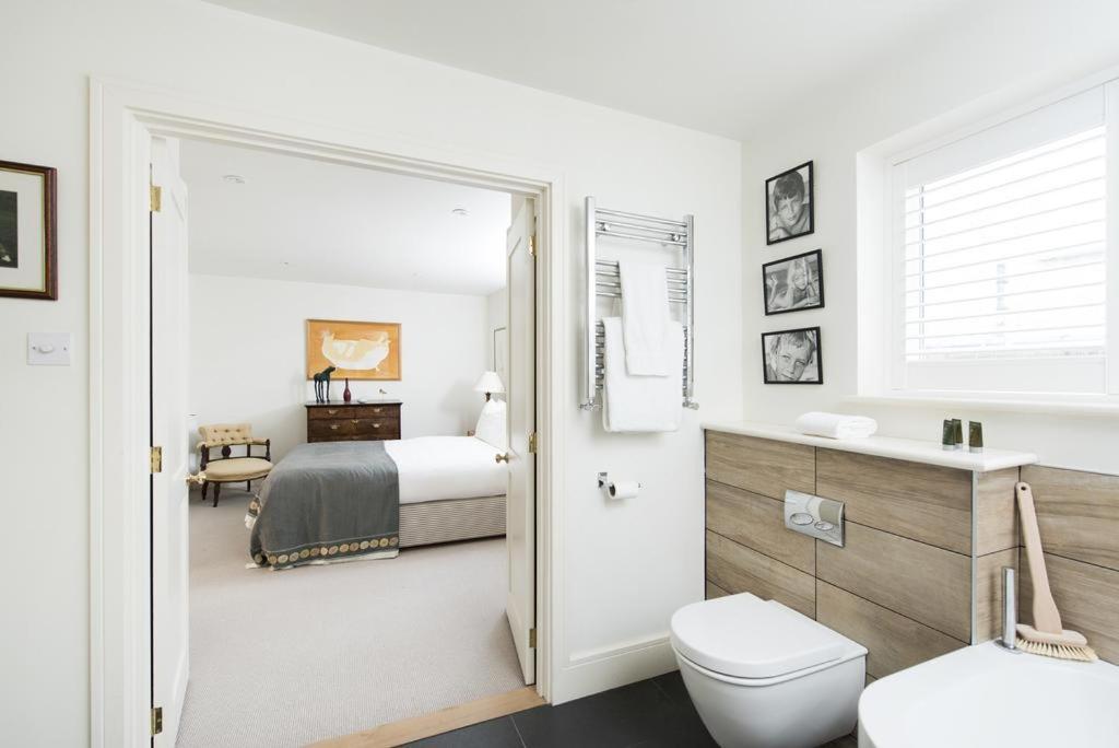 Perfect Kensington Mews House - Quiet Location Feriehus London