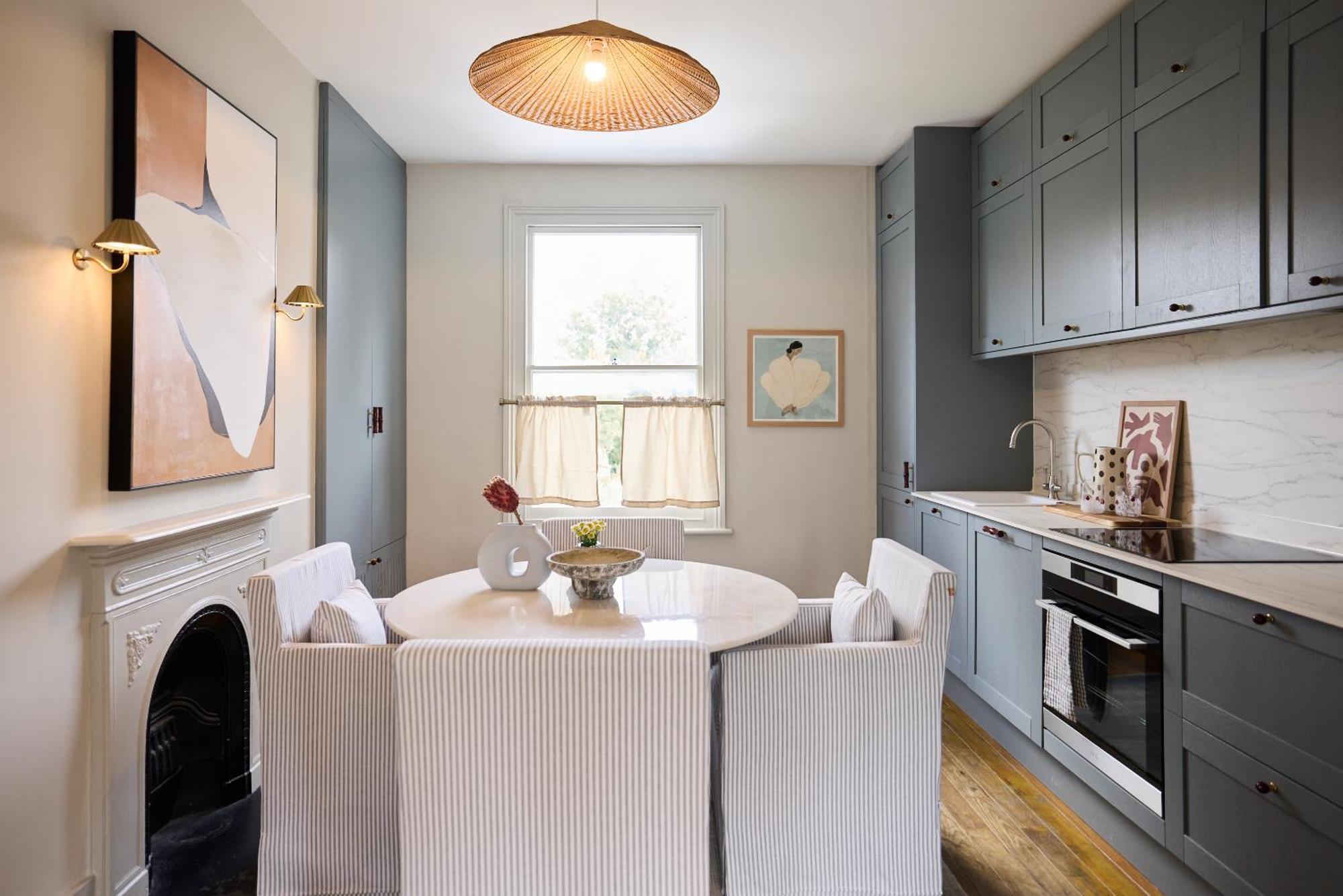 The Kilburn Arms Crib - Chic 2bdr House With Study Apartment London