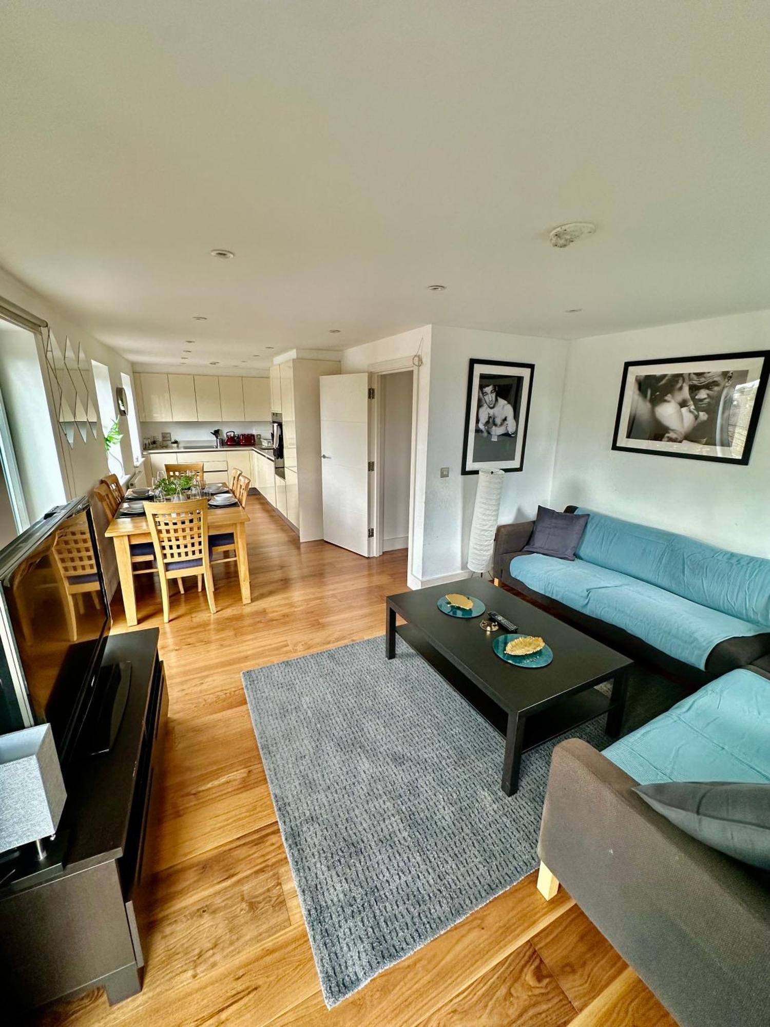 Leilighet Large, Family Friendly 3-bed Flat In Wood *
