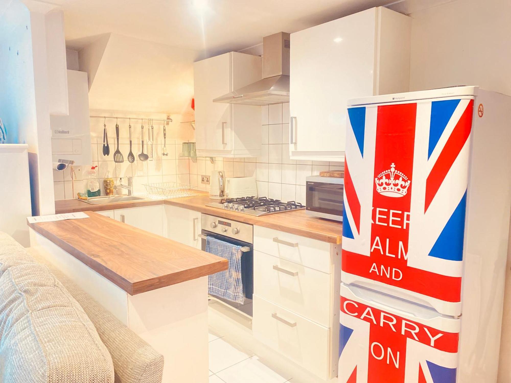 Stunning, Stylish Garden Flat In The Heart Of Wimbledon Apartment London