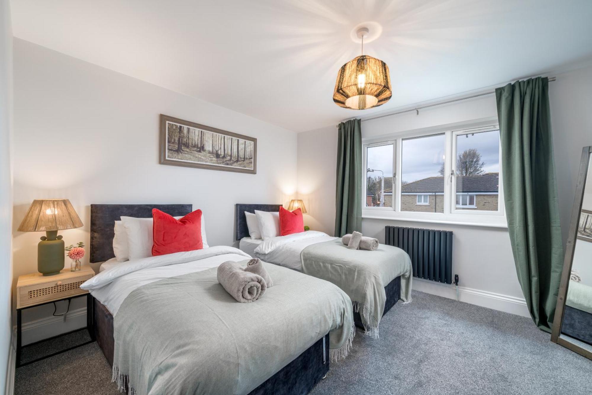 Ferienhaus 5 Star - Stylish 2 Bed In -excel, Airport