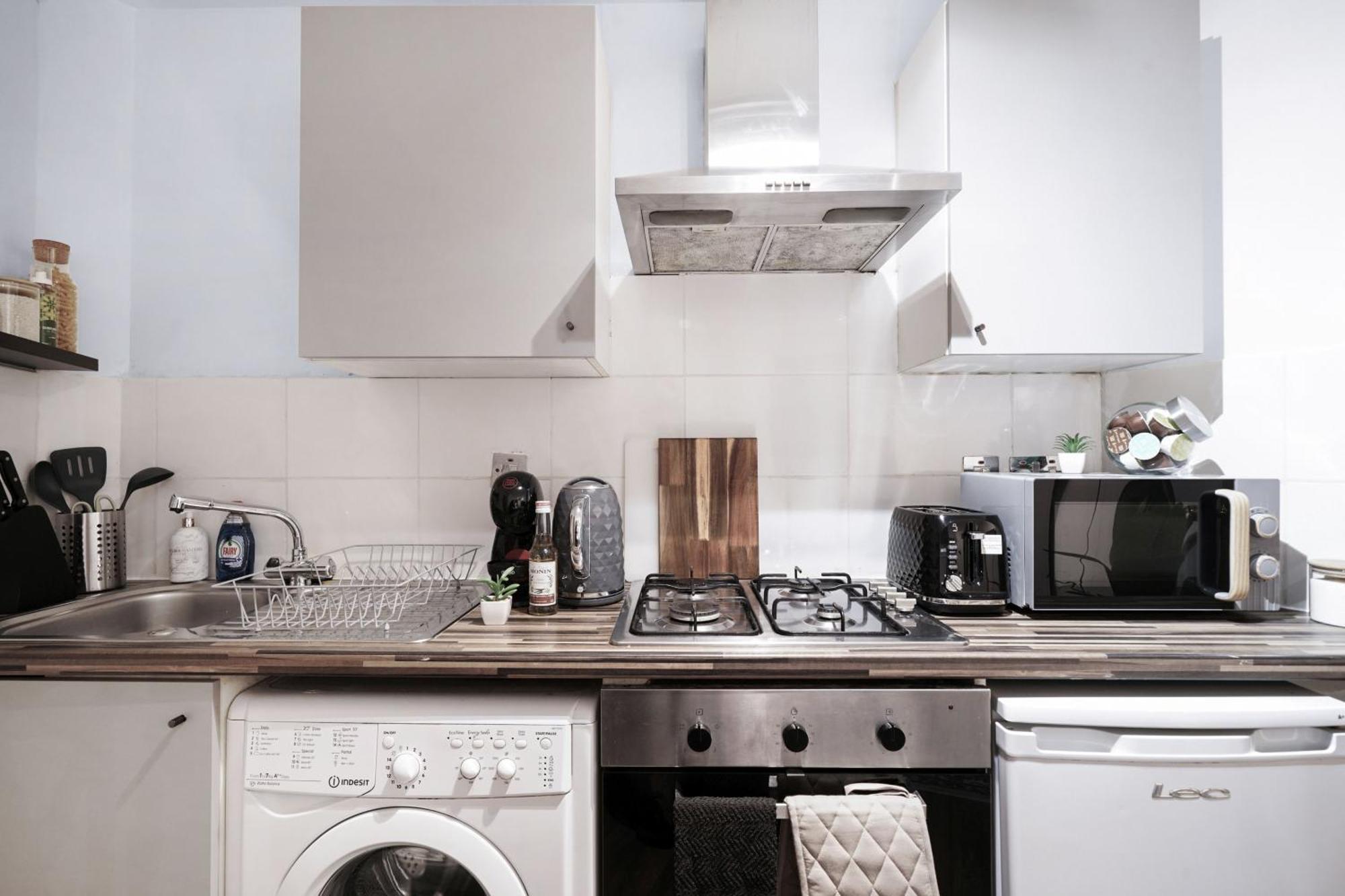 Livestay Affordable One Bedroom & Studio In India Docks E14 *