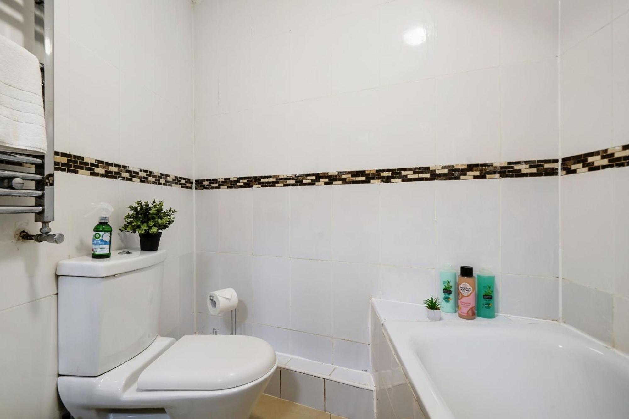 Apartamento Livestay Affordable One Bedroom & Studio In India Docks E14 Londres
