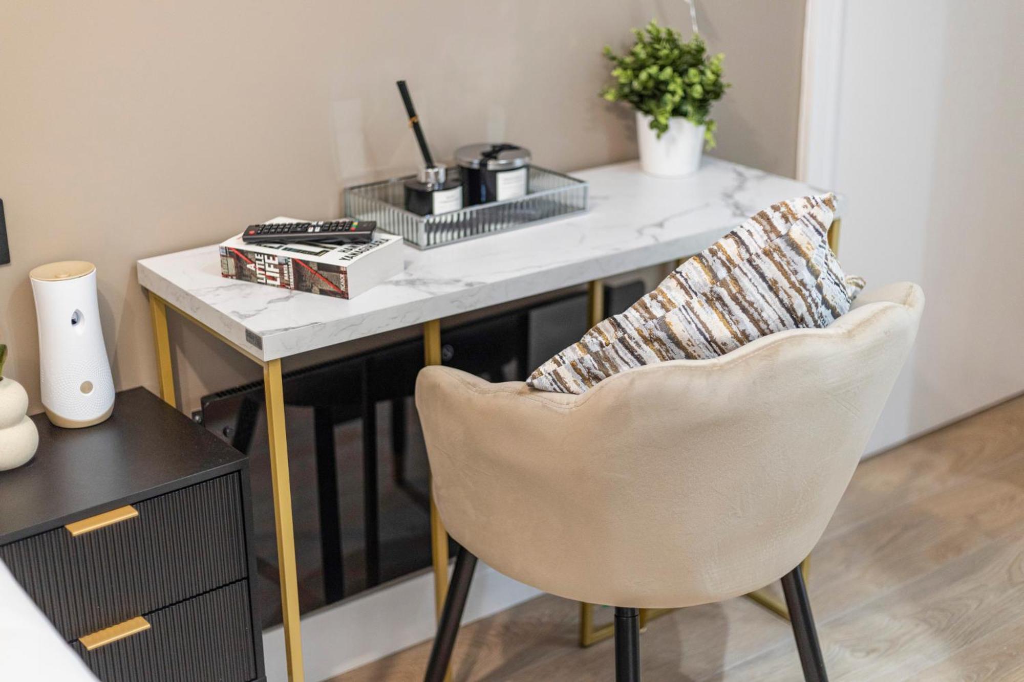Urban Duo Escape: Trendy With Twin Beds Leilighet London