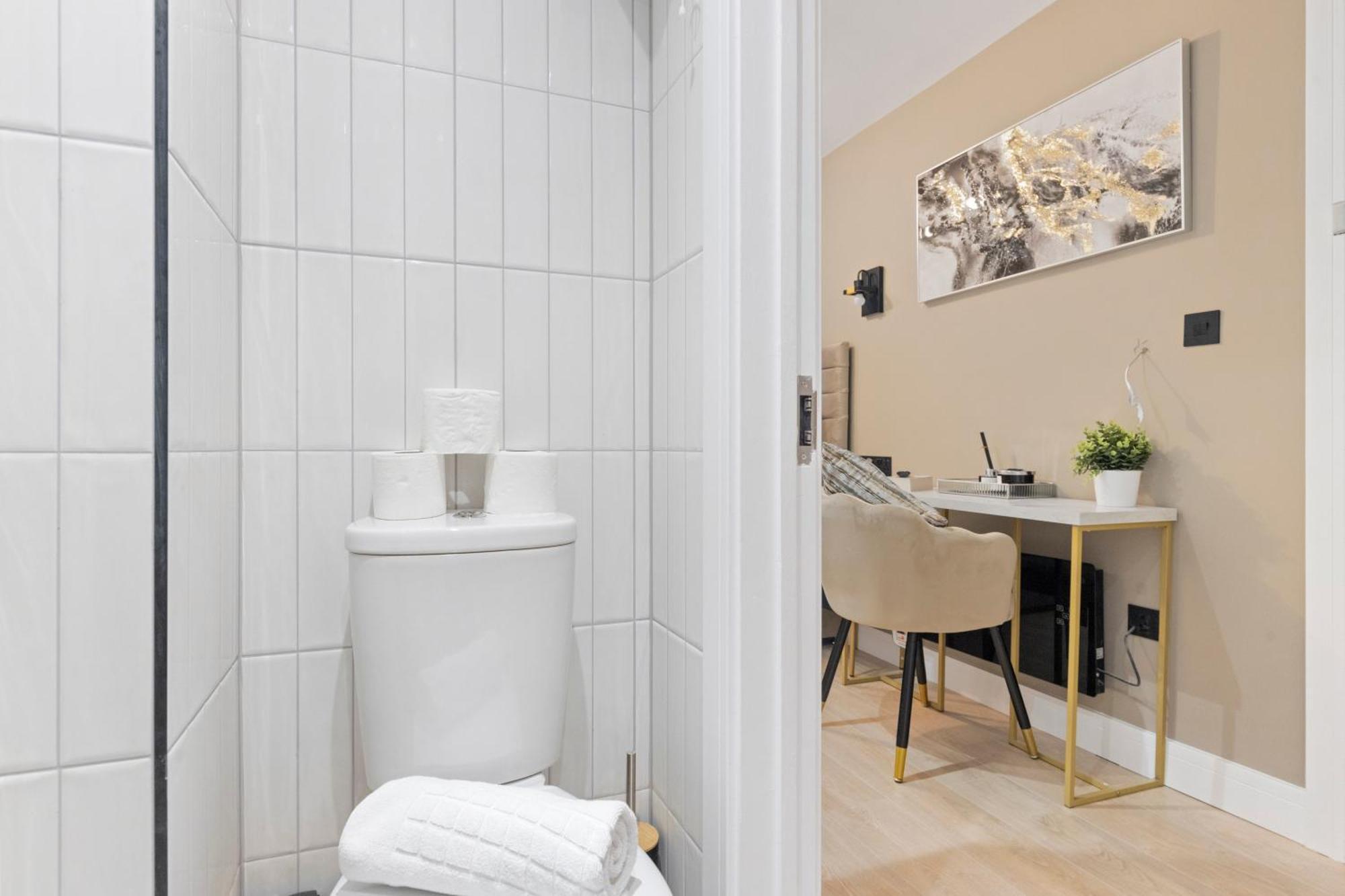 Urban Duo Escape: Trendy With Twin Beds Leilighet *