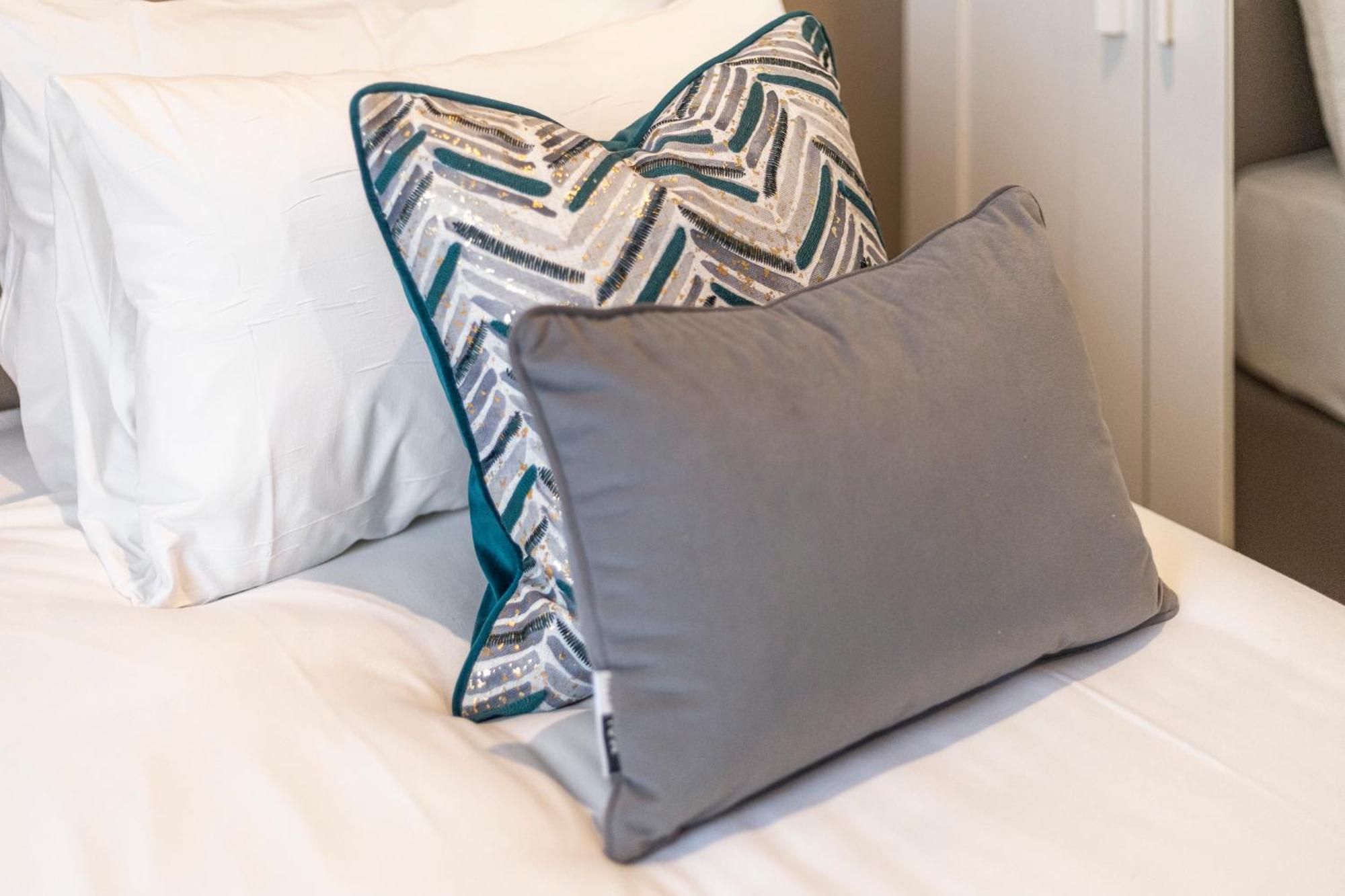 Earthy Elegance Stylish 4br For Urban Escapes Apartment London