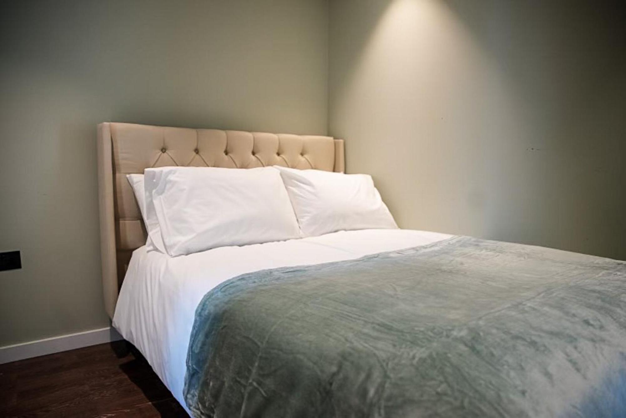 Chic Luxury Living In Battersea Power Station