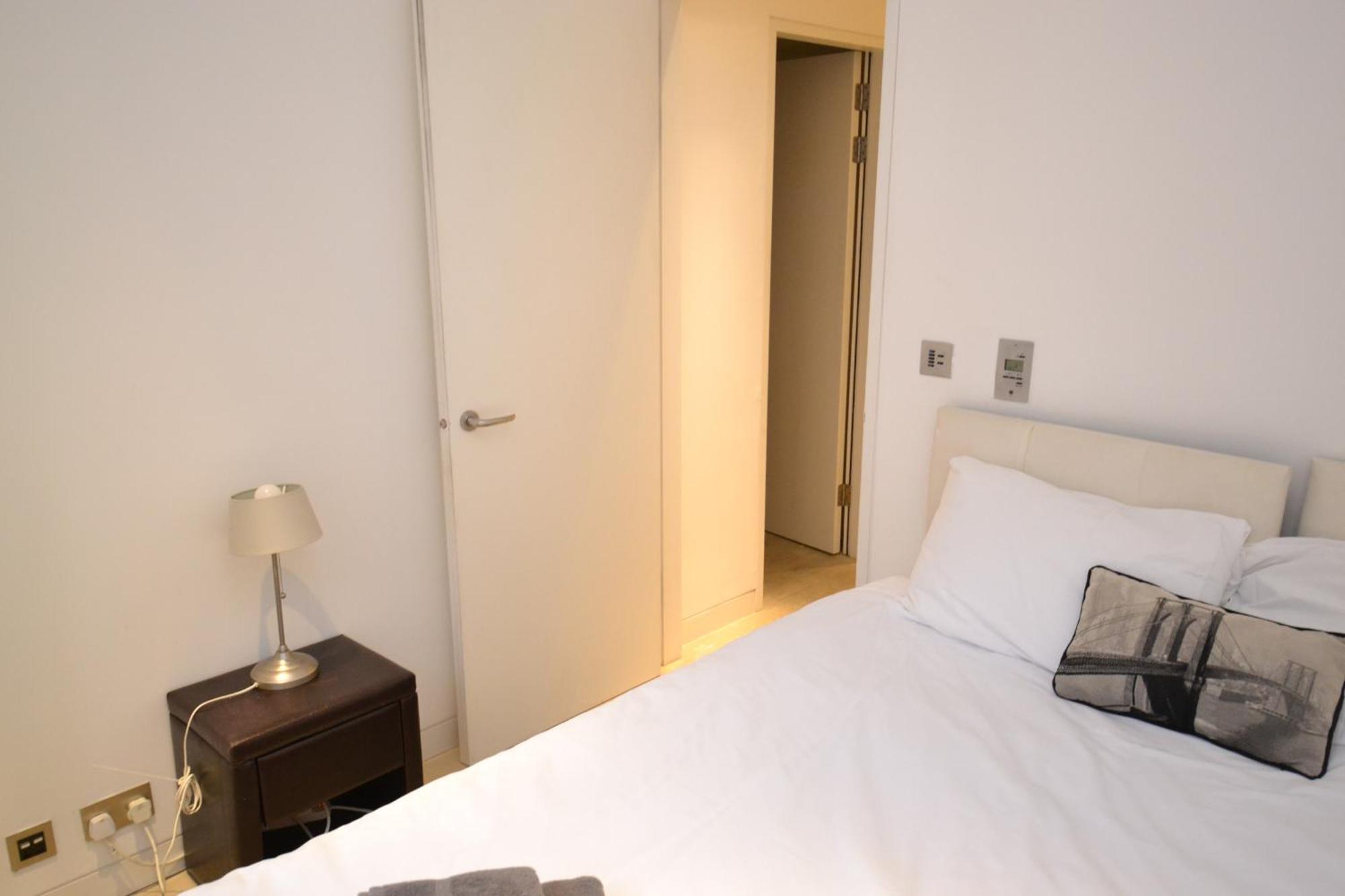Modern 2 Bedroom Apartment, Oxford Street Apartment