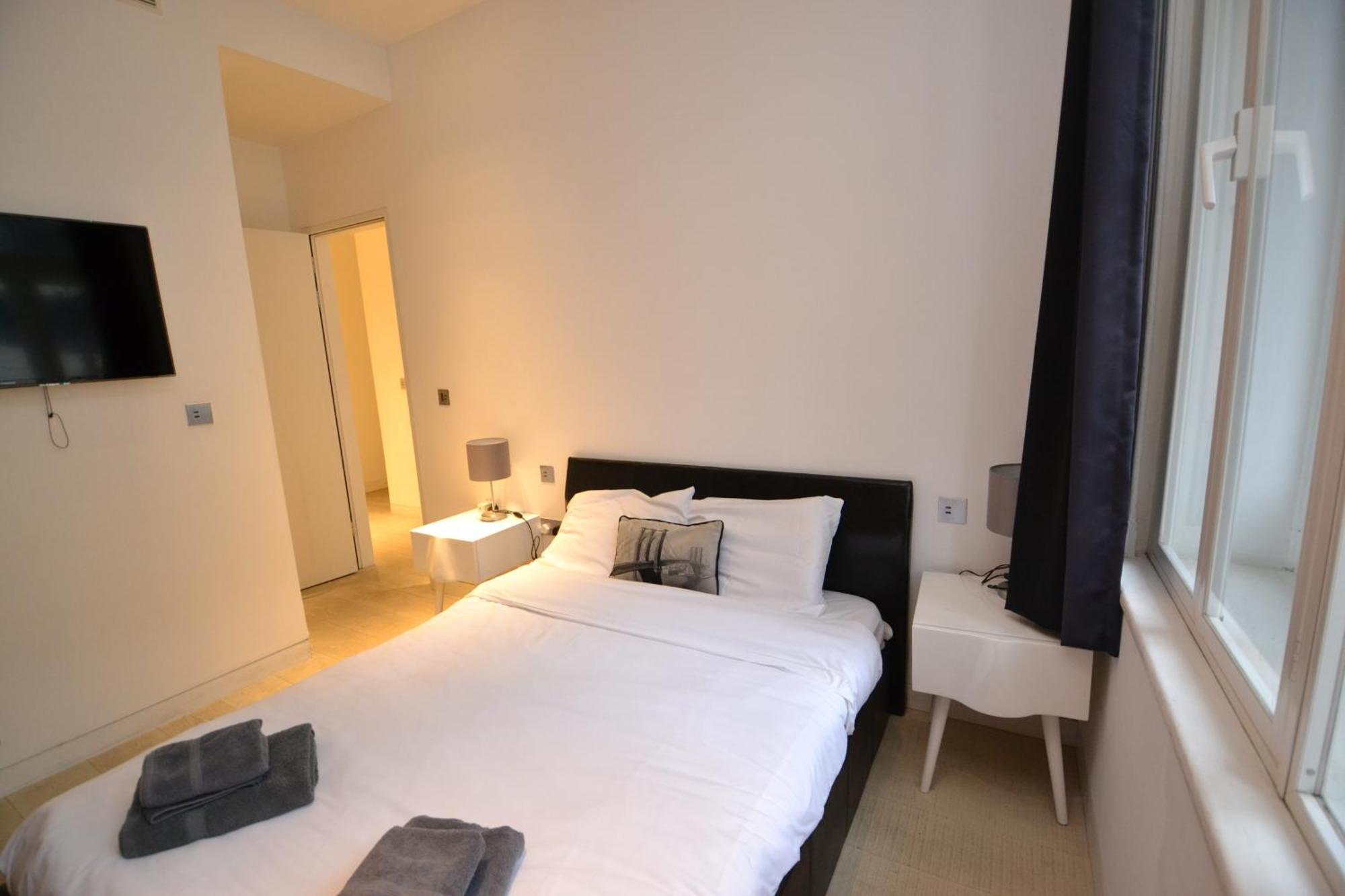Apartment Modern 2 Bedroom Apartment, Oxford Street