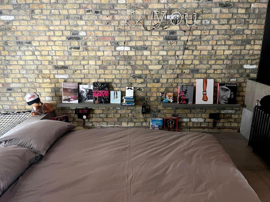 New York Loft Style Apartment