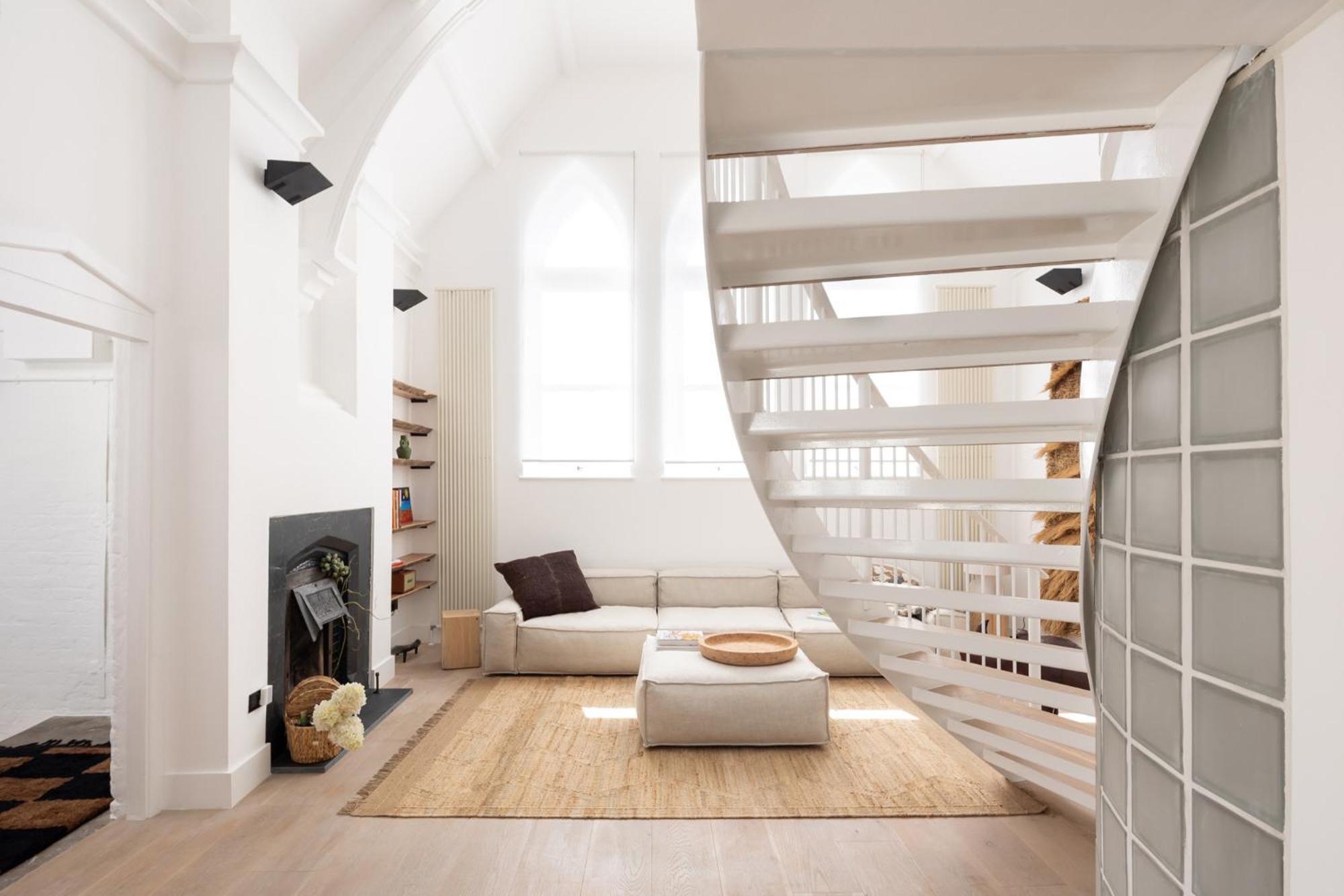 Veeve - Divine Mezzanine *
