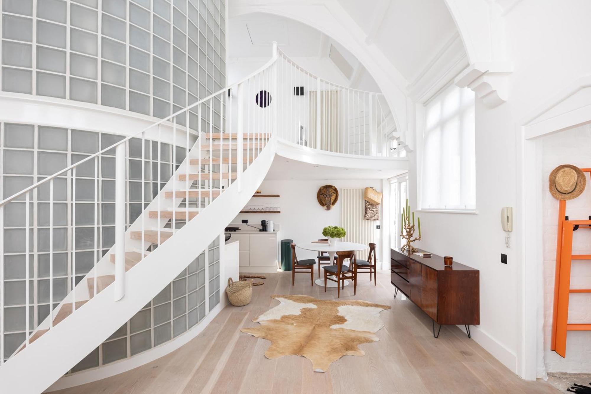 Apartment Veeve - Divine Mezzanine