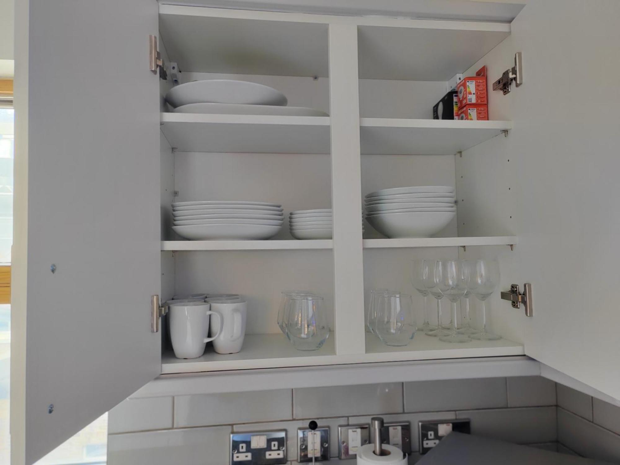 Luxury Two Bedroom In Bayswater Apartment