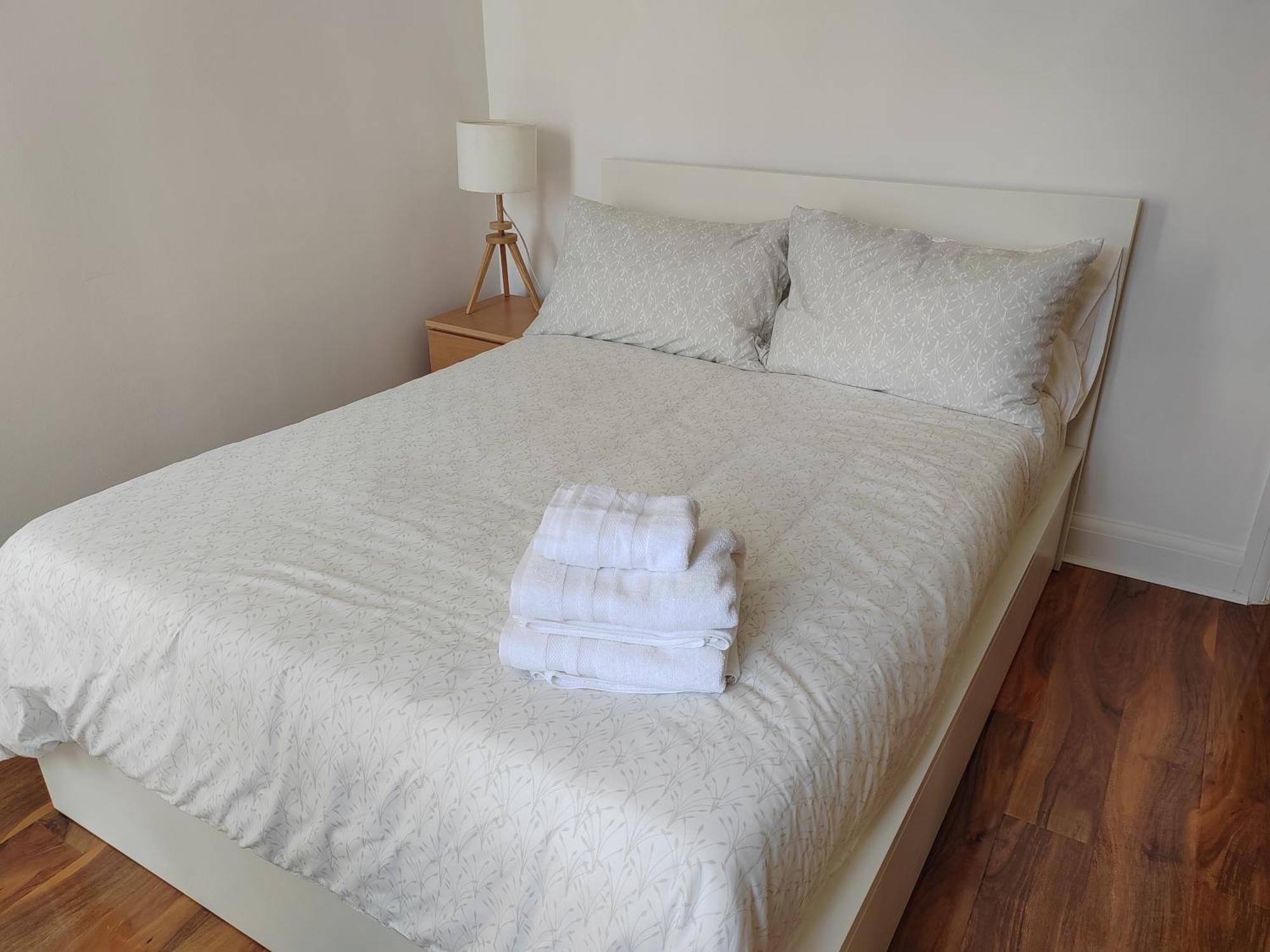 Apartment Luxury Two Bedroom In Bayswater *