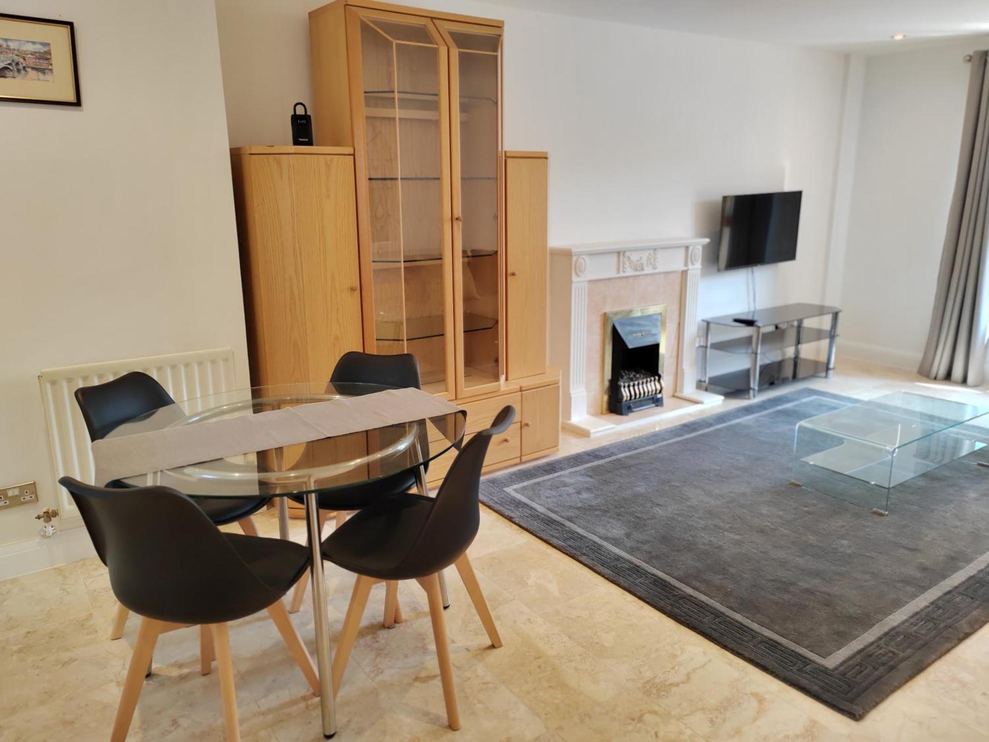 Apartment Luxury Two Bedroom In Bayswater London