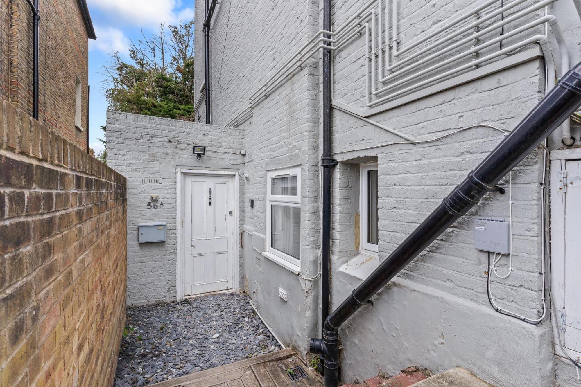 Charming 2-bed Flat With Garden In Apartment London