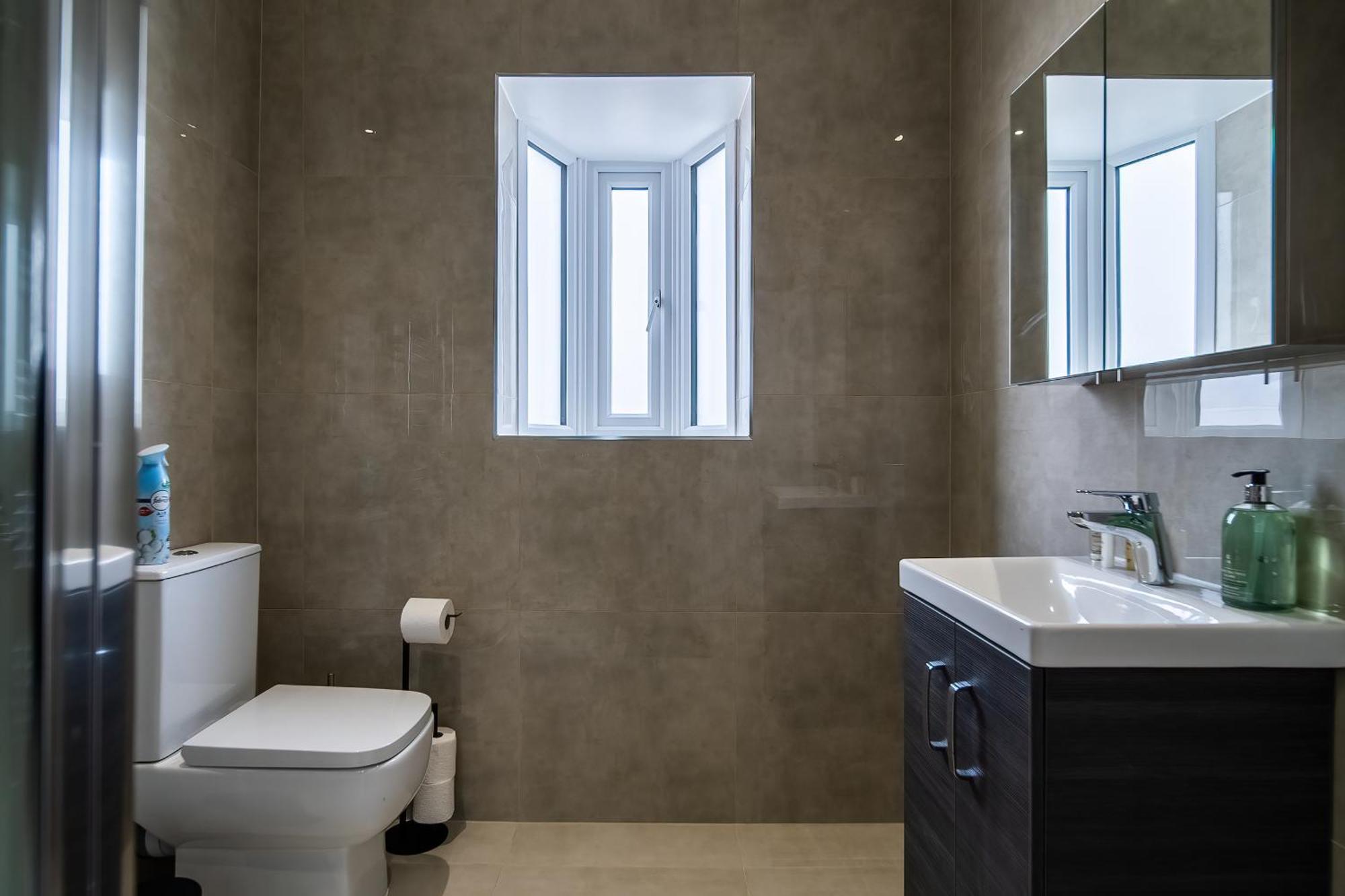 En-suite In Near Wembley Stadium Londen