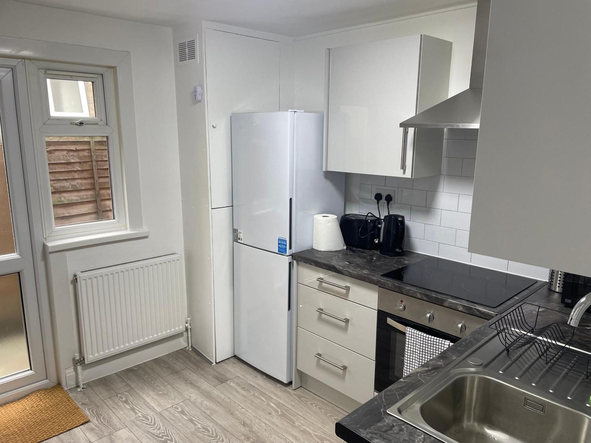 Leilighet New With Large Garden *