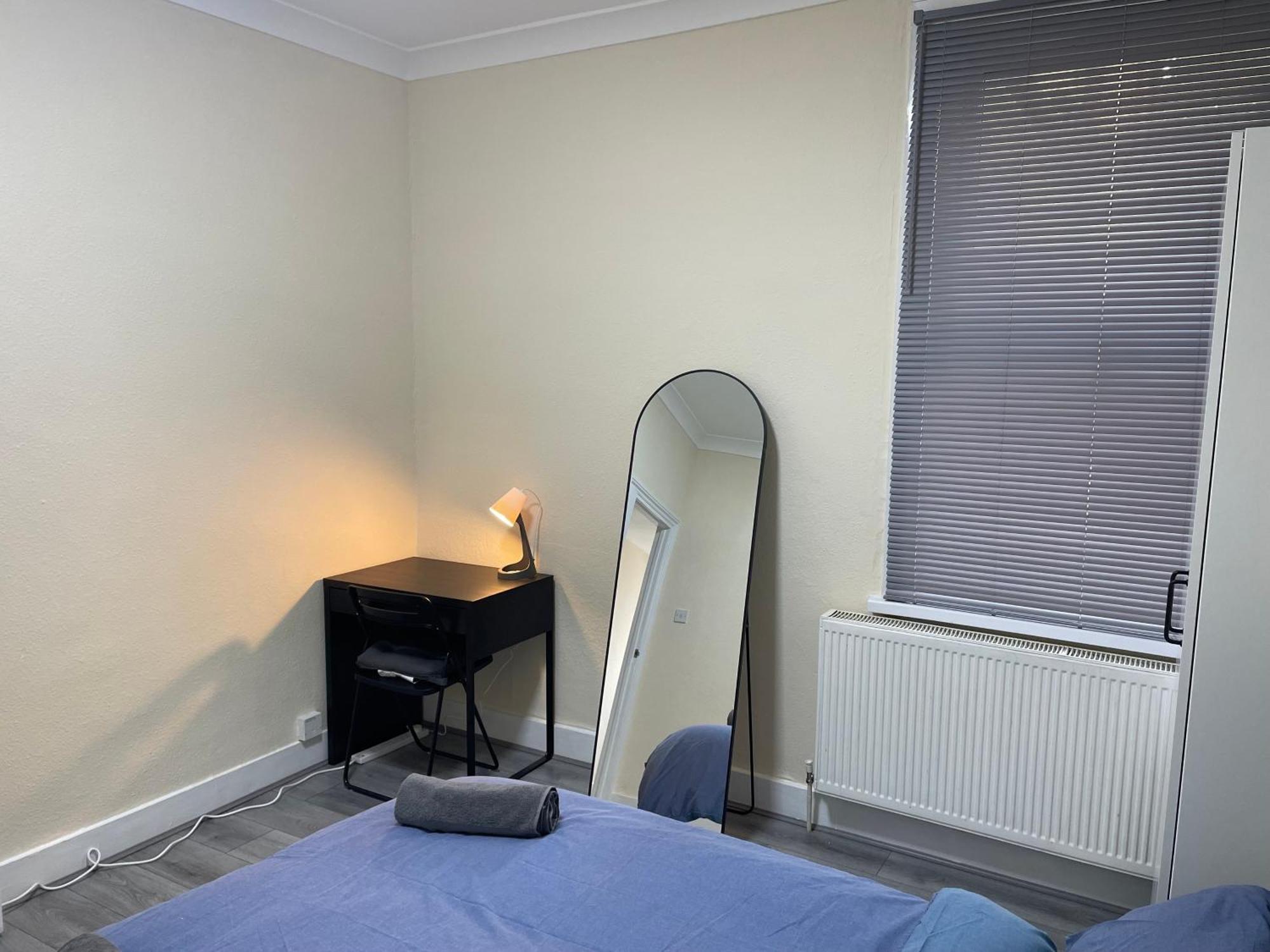 Leilighet New With Large Garden London