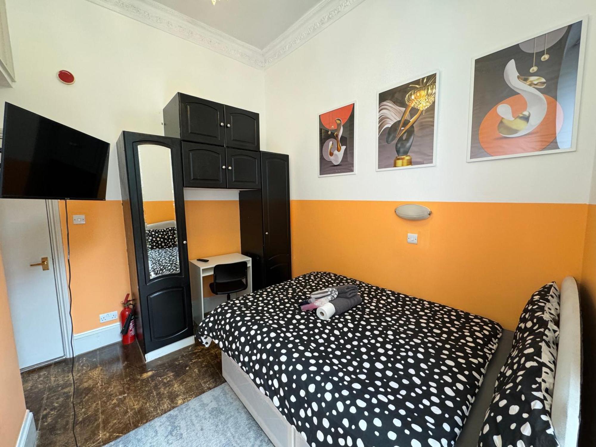 Central, Compact And Fashion Flat For 4 People With Breakfast In Kensington Zone 1 * London