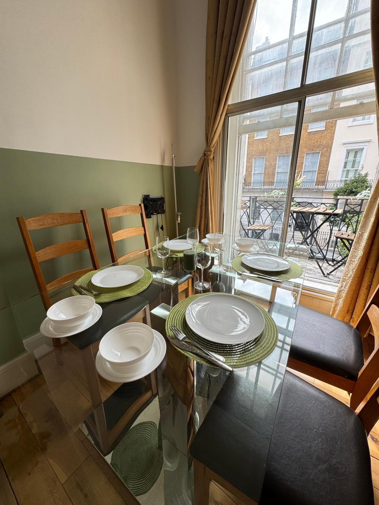 And Affordable Flat For 6 People In Zone 1 - Baker Street - With Breakfast Included Apartamento