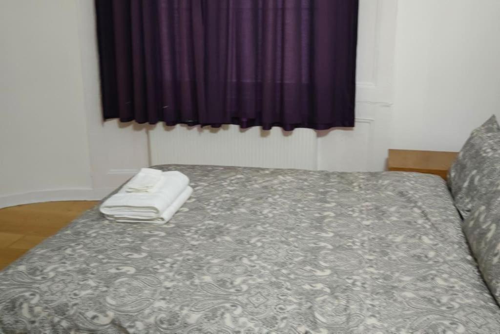 Appartement Two Bedroom In Paddington, Londen