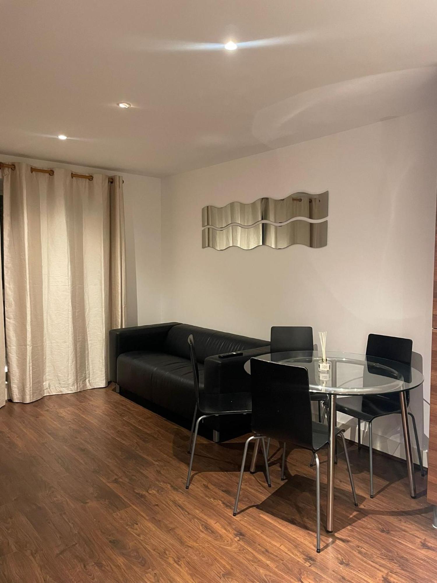 Comfortable 4 Family Apartment *