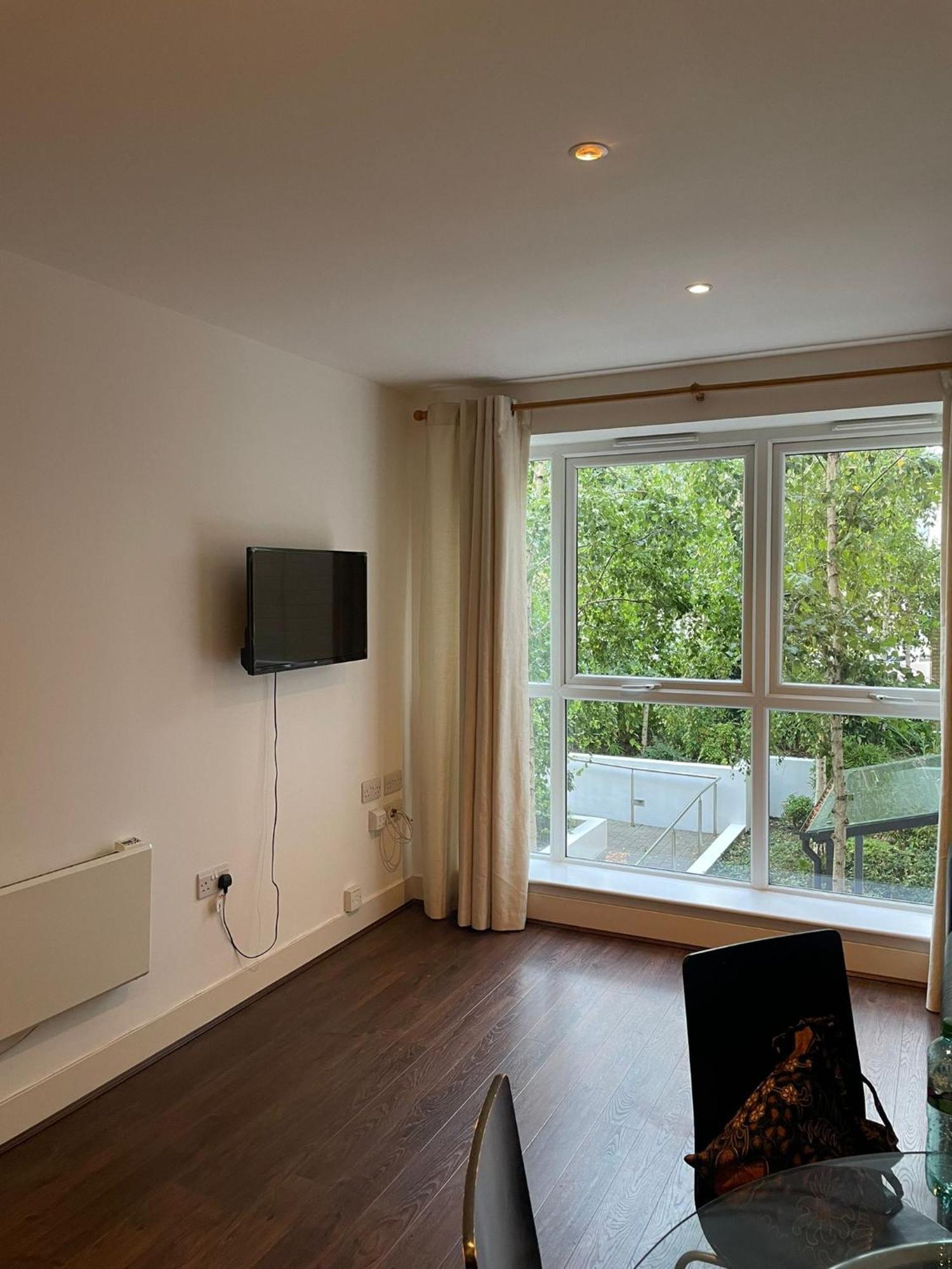 Comfortable 4 Family London