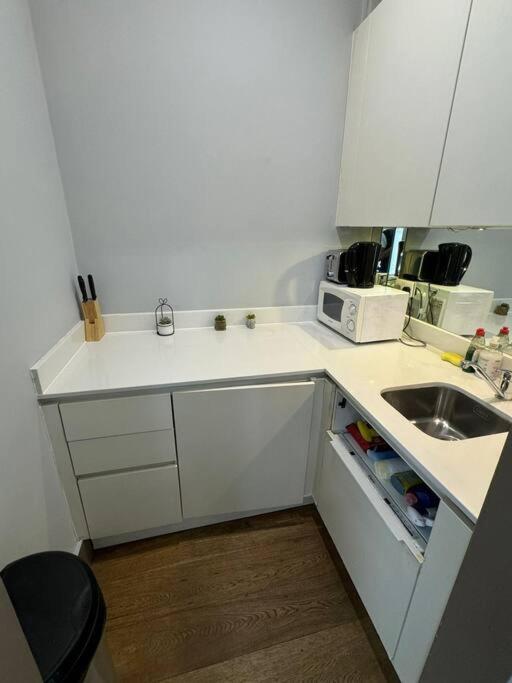 Sleep 4 In Heart Of Fitzrovia Near Oxford Cl6 * Londen