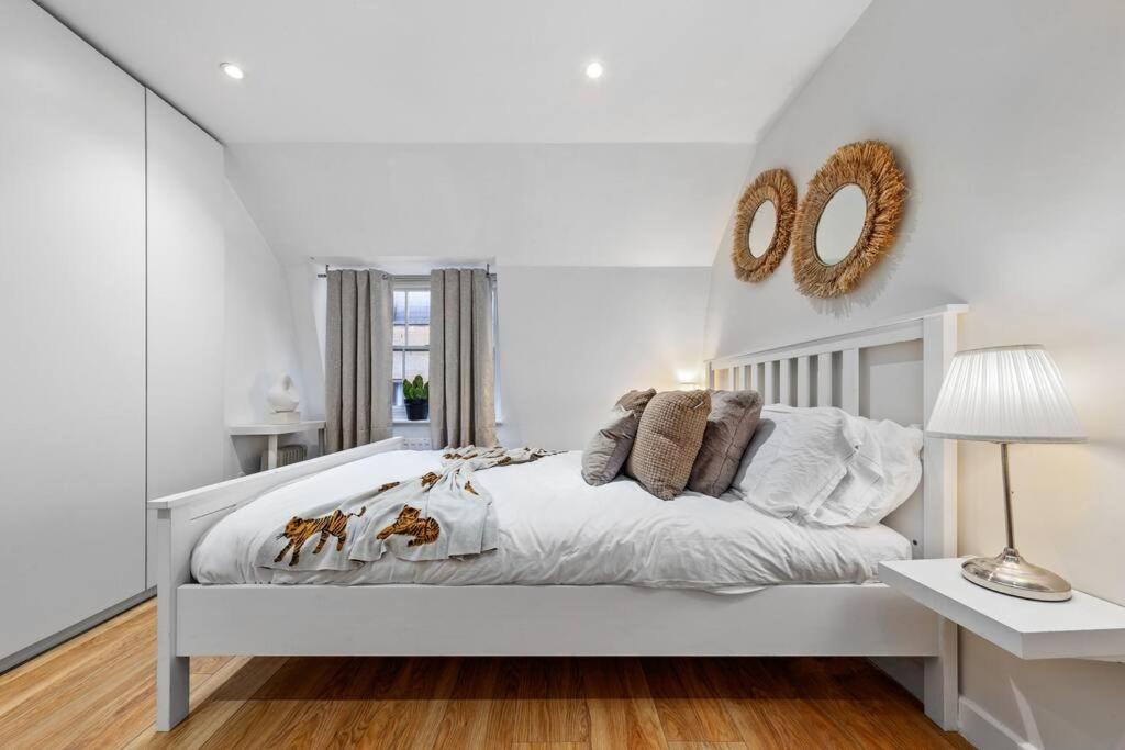 Leilighet 3 Bedroom Flat In Mayfair Hy4