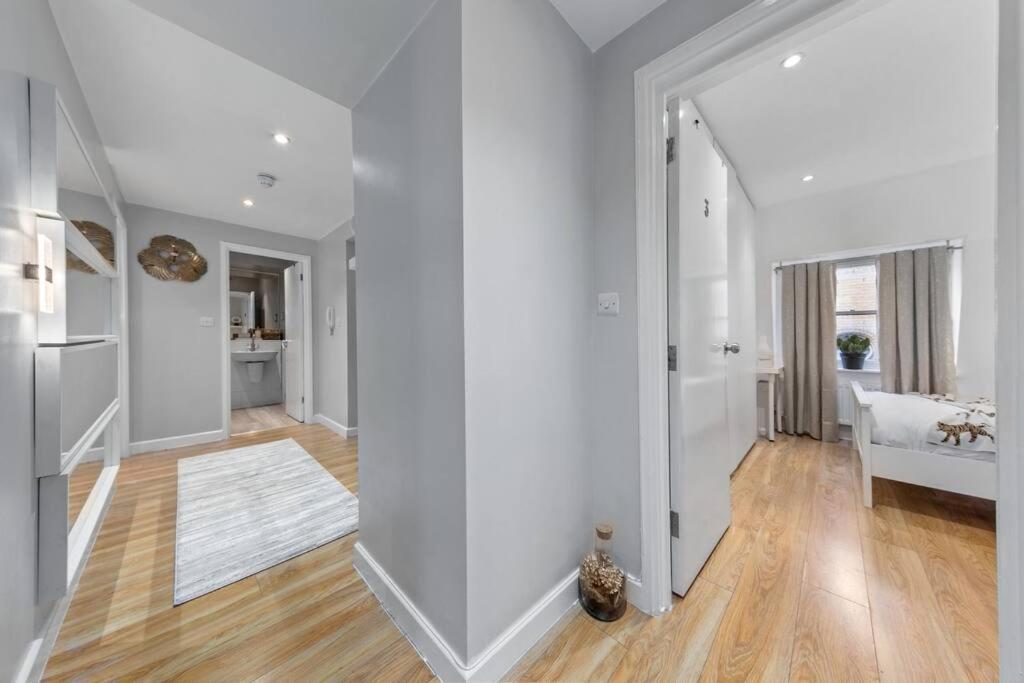 3 Bedroom Flat In Mayfair Hy4 Leilighet London