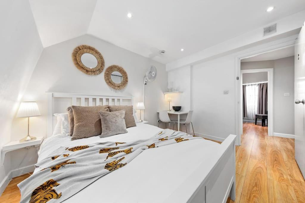 Leilighet 3 Bedroom Flat In Mayfair Hy4 *