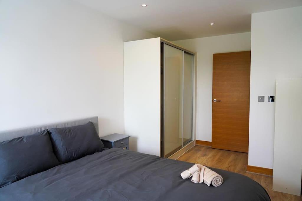 In Battersea Private Apartment London