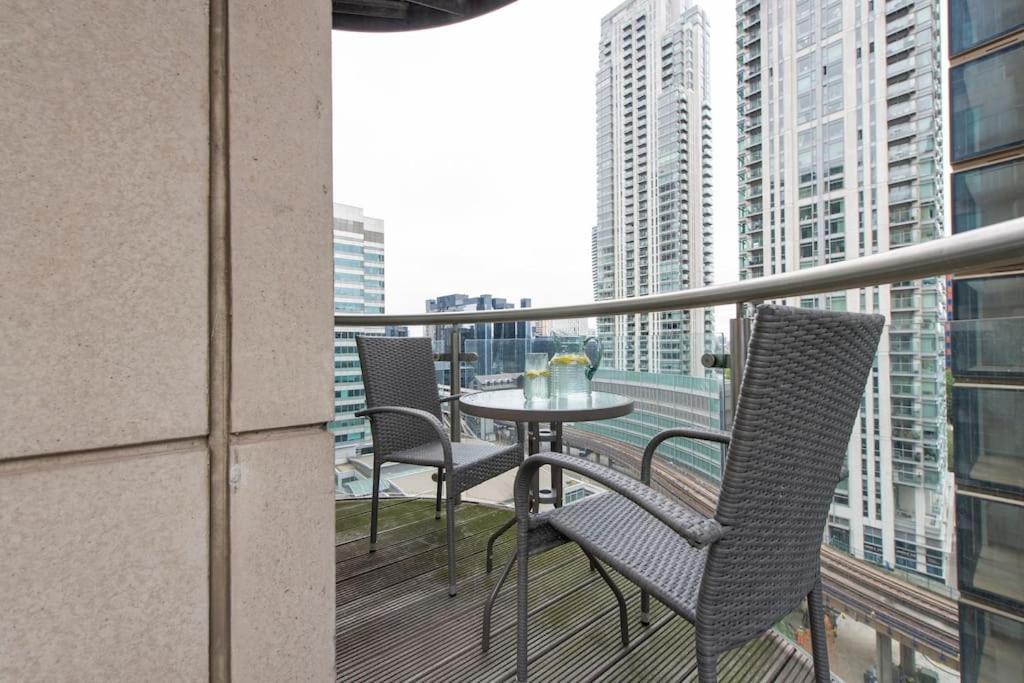 24hr Concierge, Gym, Pool, Museum, Shopping Centre Leilighet London