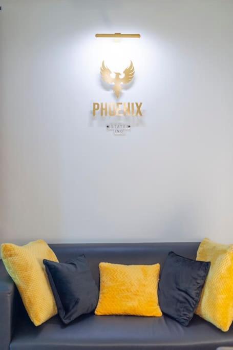 24hr Concierge, Gym, Pool, Museum, Shopping Centre Leilighet