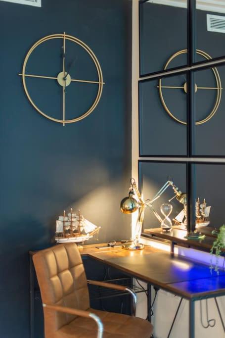 24hr Concierge, Gym, Pool, Museum, Shopping Centre Leilighet London